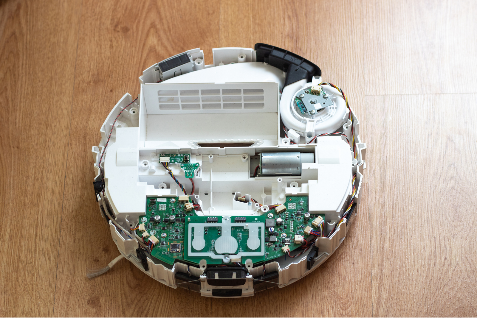 VTM Teknik: Robot süpürge servisi ile garantili teknik destek.